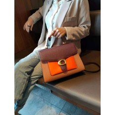 На фото 2 - Женская сумка-портфель из фактурной натуральной кожи, цвет рыжий с бордовым и оранжевым