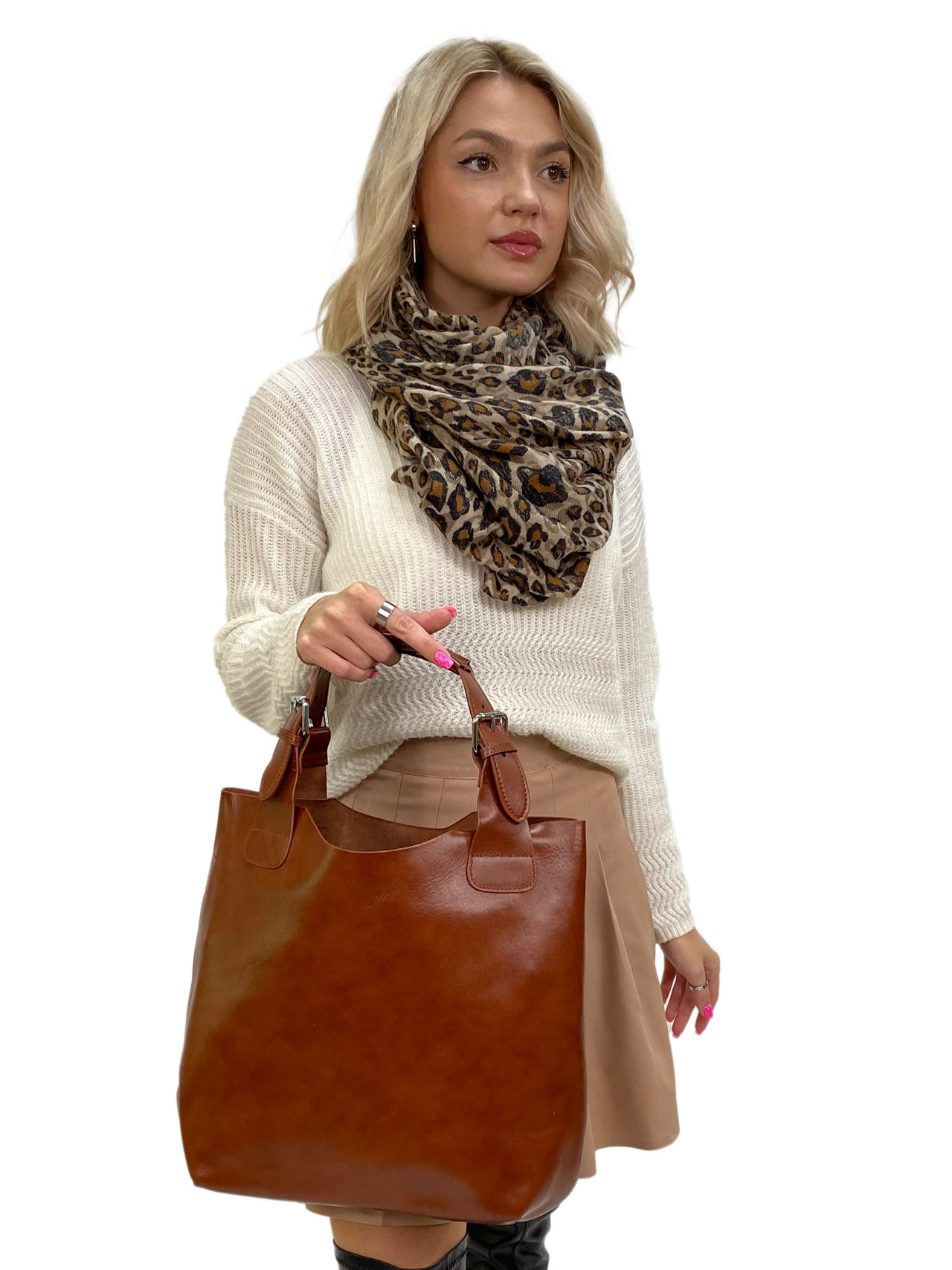 На фото 3 - Женская сумка шоппер из натуральной кожи, цвет рыжий
