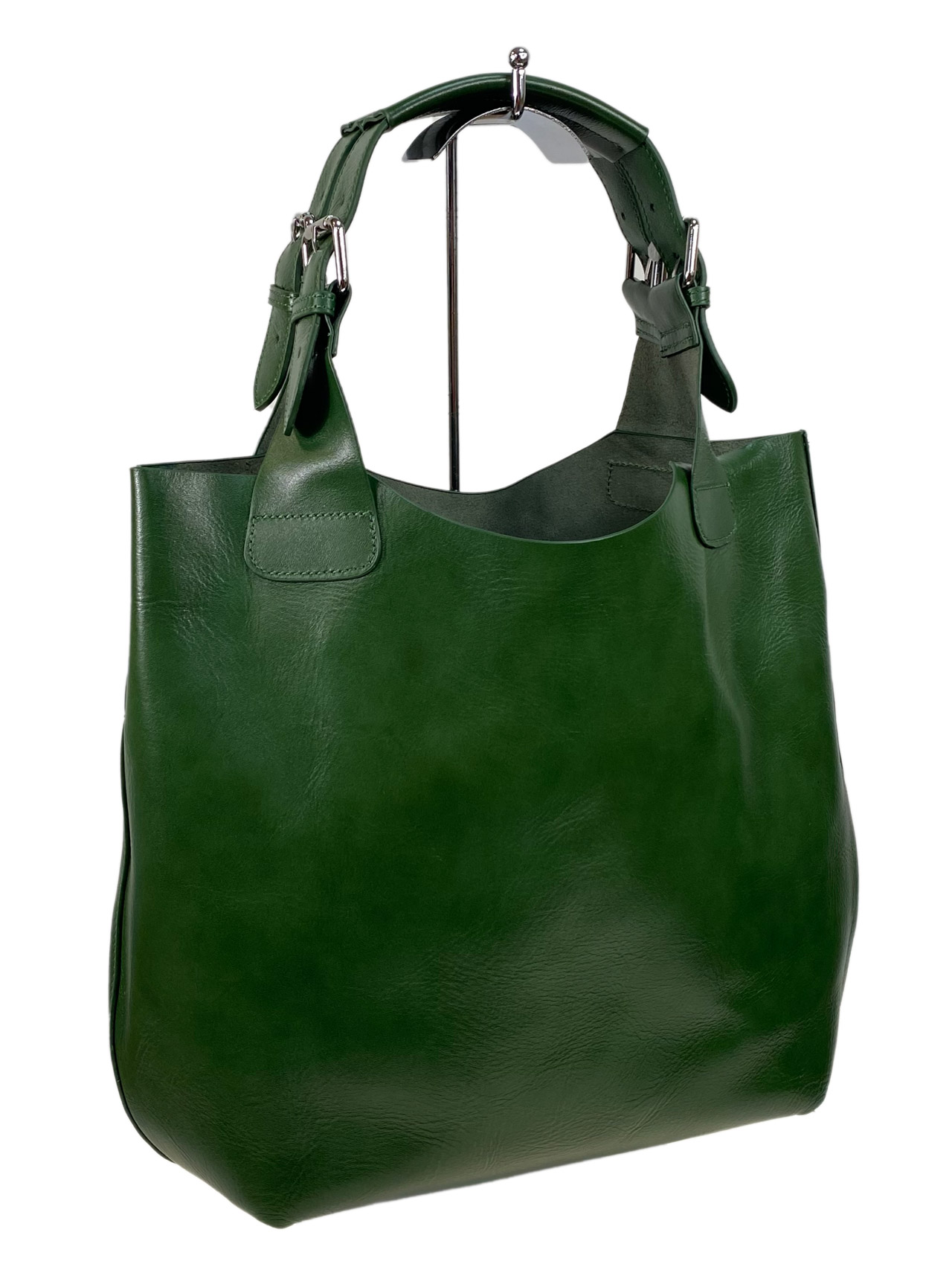 На фото 1 - Женская сумка шоппер из натуральной кожи, цвет зеленый