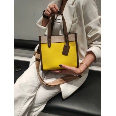 На фото 3 - Женская сумка кросс-боди из натуральной кожи, цвет  желтый+бежевый+коричневый