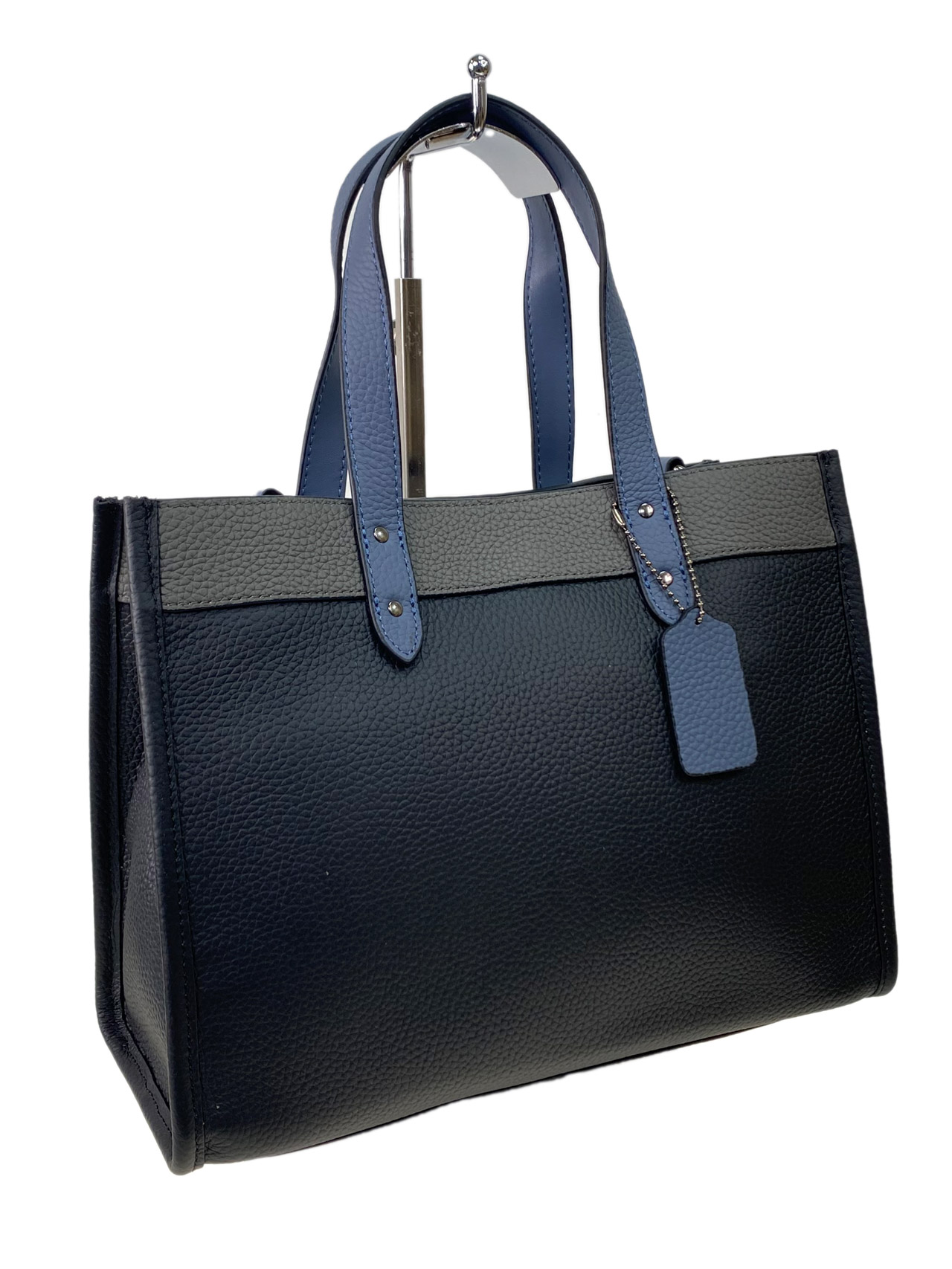 На фото 1 - Женская сумка  из натуральной кожи, цвет черный с серым и синим