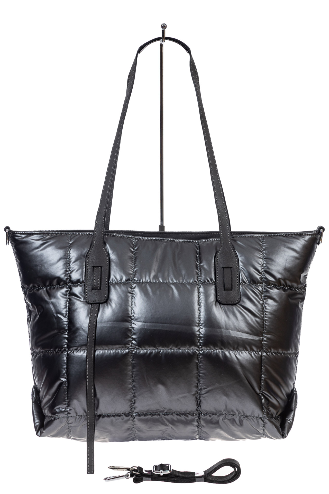 На фото 2 - Женская сумка-шоппер из водооталкивающей ткани, цвет серый металлик