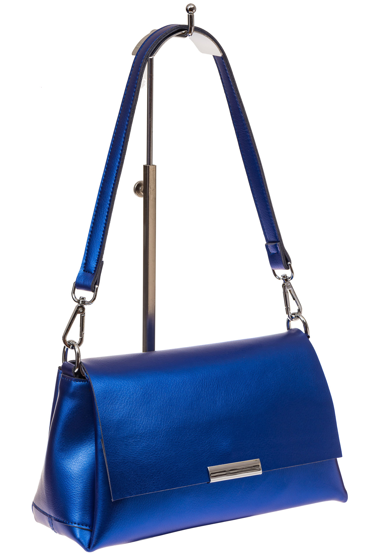 На фото 1 - Женская сумка багет из натуральной кожи, цвет синий