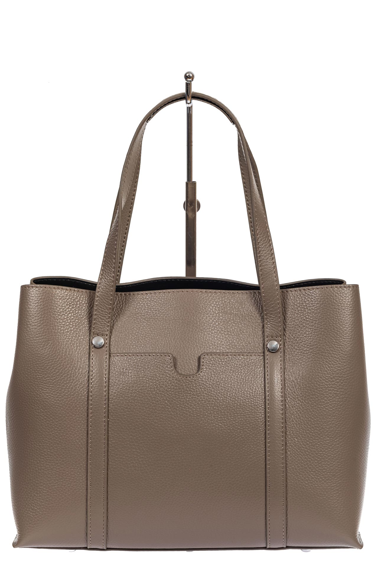На фото 2 - Женская сумка-тоут из фактурной натуральной кожи, цвет какао