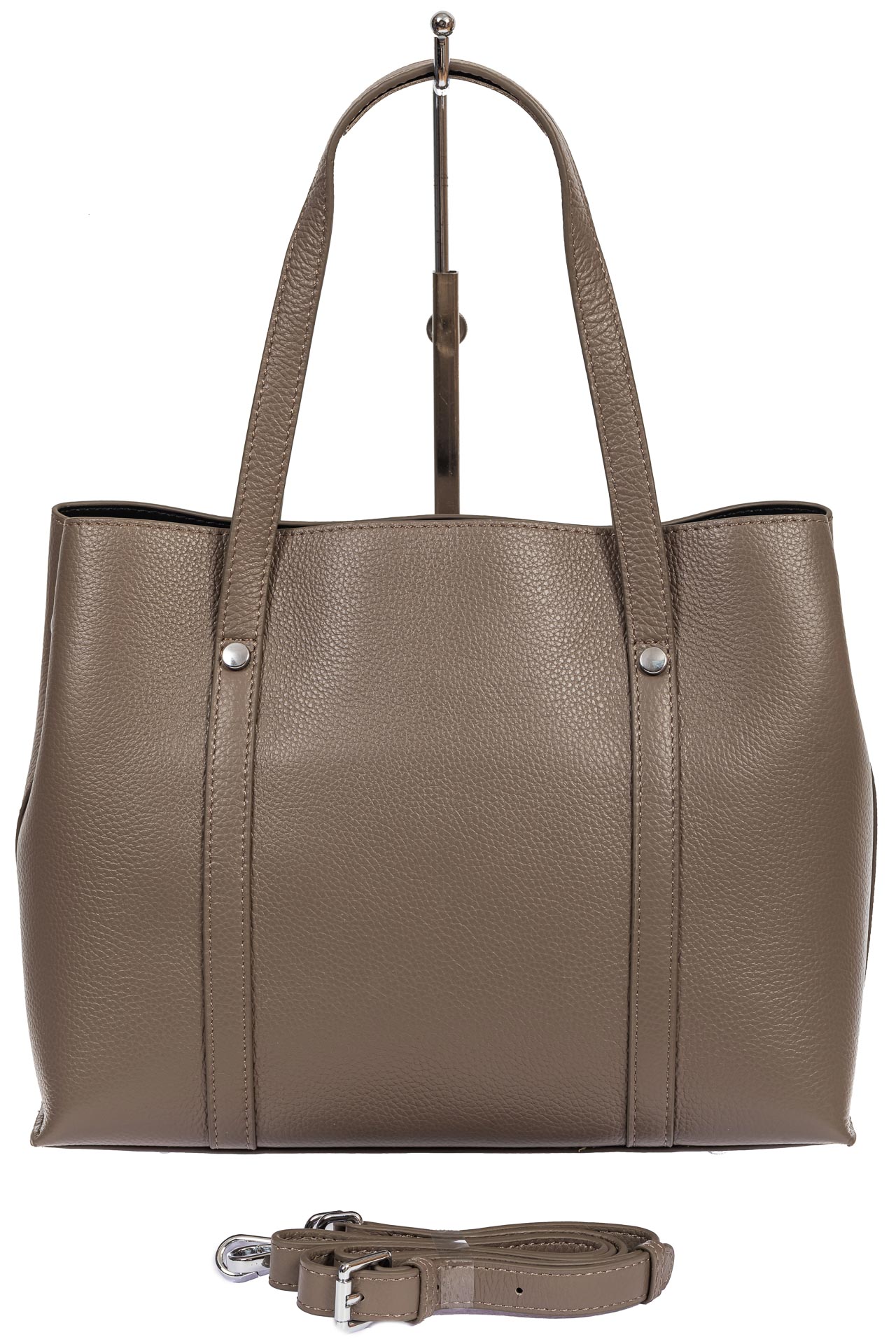 На фото 3 - Женская сумка-тоут из фактурной натуральной кожи, цвет какао
