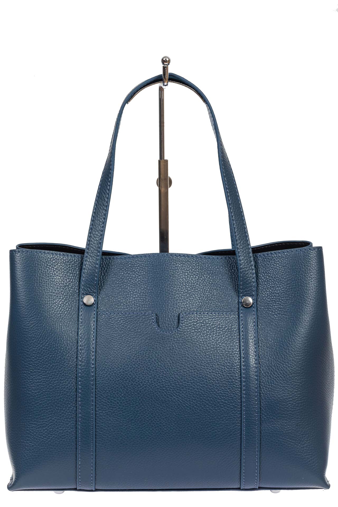 На фото 2 - Женская сумка-тоут из фактурной натуральной кожи, синий цвет