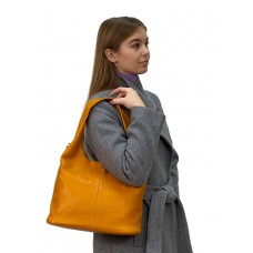 На фото 1 -  Женская сумка шоппер из натуральной кожи, цвет медовый