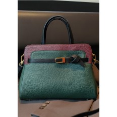 На фото 3 - Кожаная женская сумка-портфель, цвет зеленый с бордо