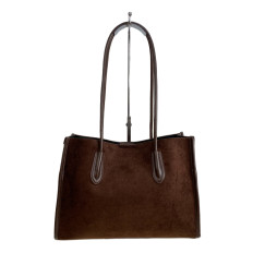 На фото 2 - Женская сумка из искусственной замши, цвет кофе