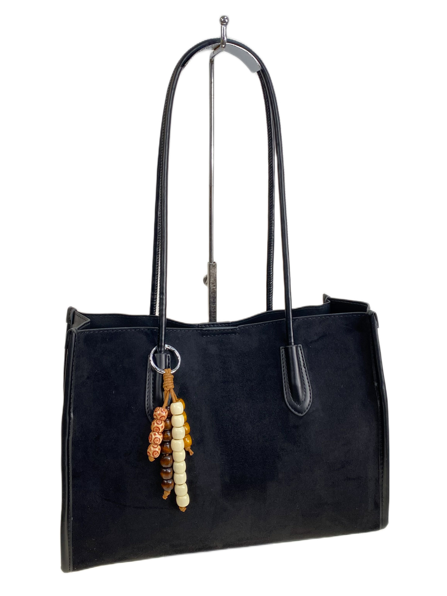 На фото 1 - Женская сумка из искусственной замши, цвет черный