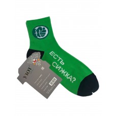 На фото 1 - Мужские носки с принтом и надписью, цвет зелёный с чёрным