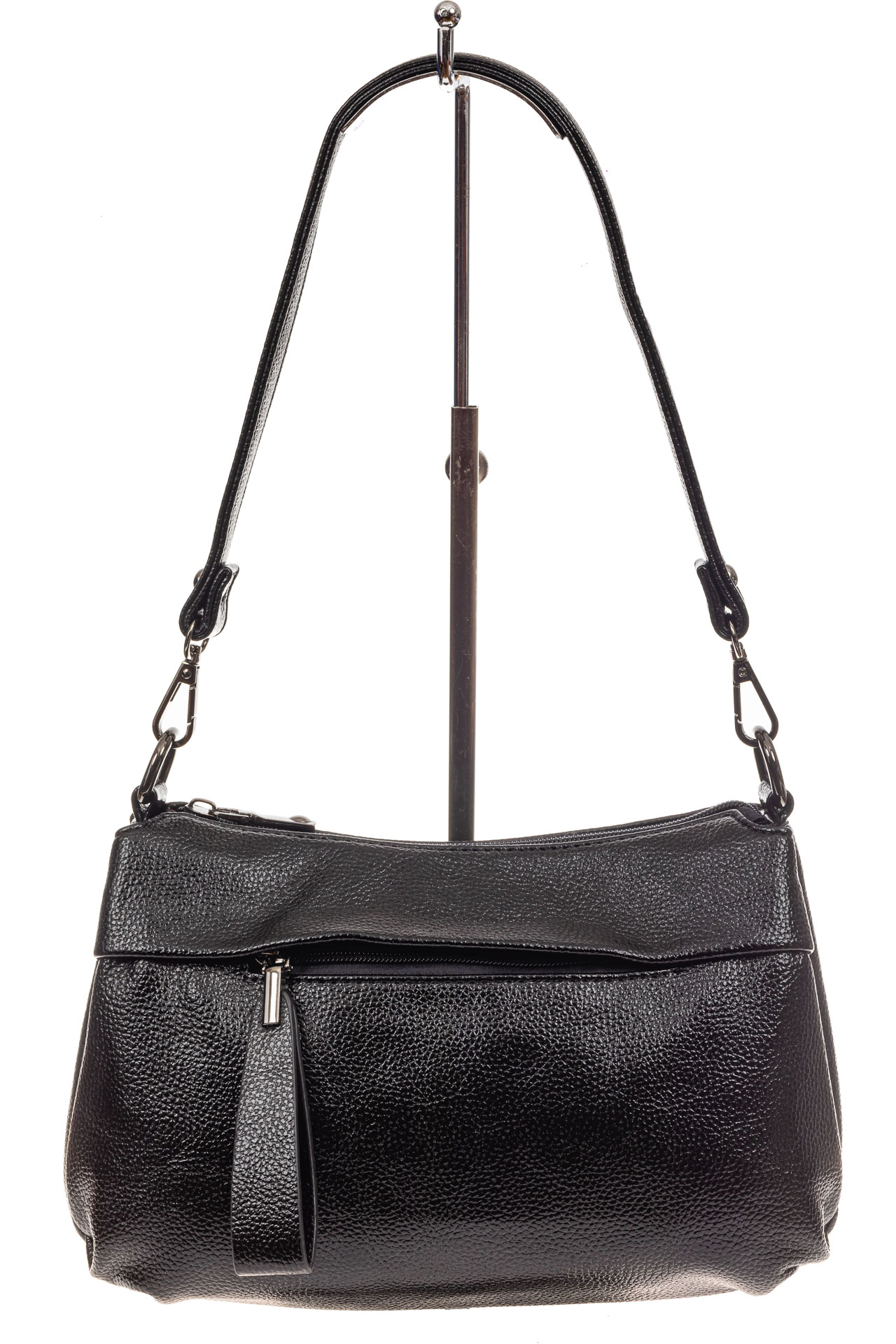 На фото 2 - Удобная женская сумка из искусственной кожи, цвет черный