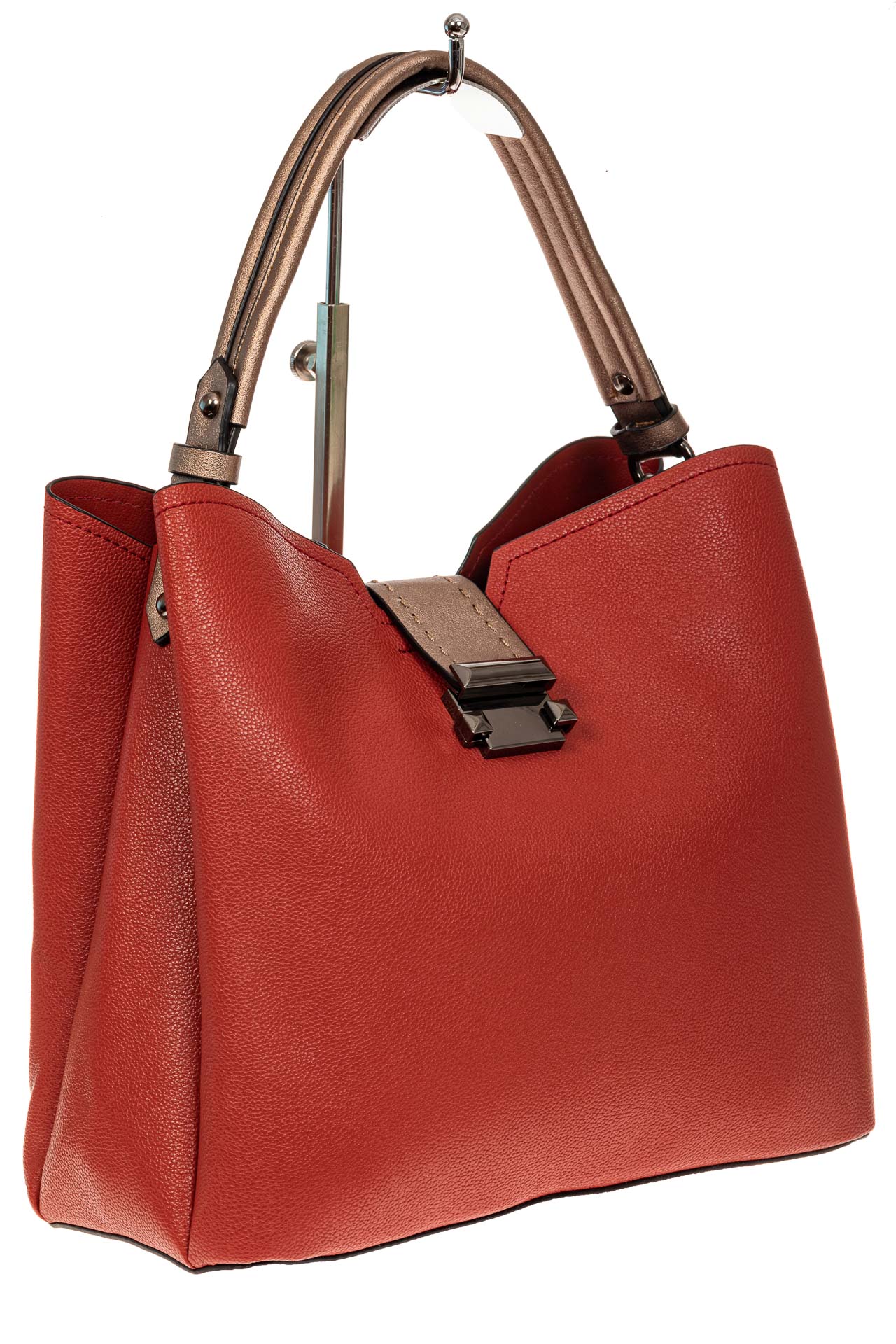 На фото 1 - Комплект сумка и косметичка из искусственной кожи, цвет красный