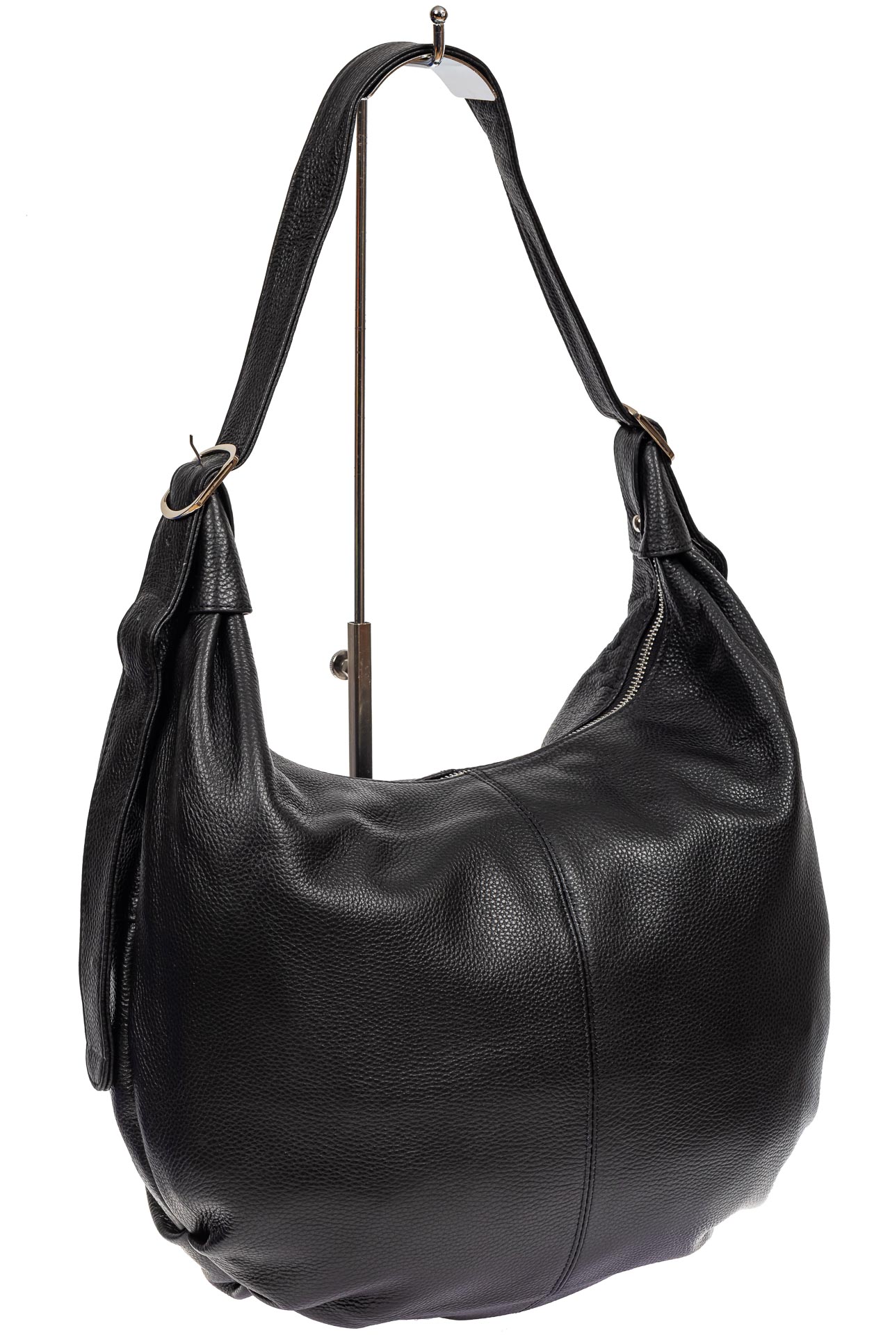 На фото 1 - Мягкая женская сумка хобо из натуральной кожи, цвет чёрный