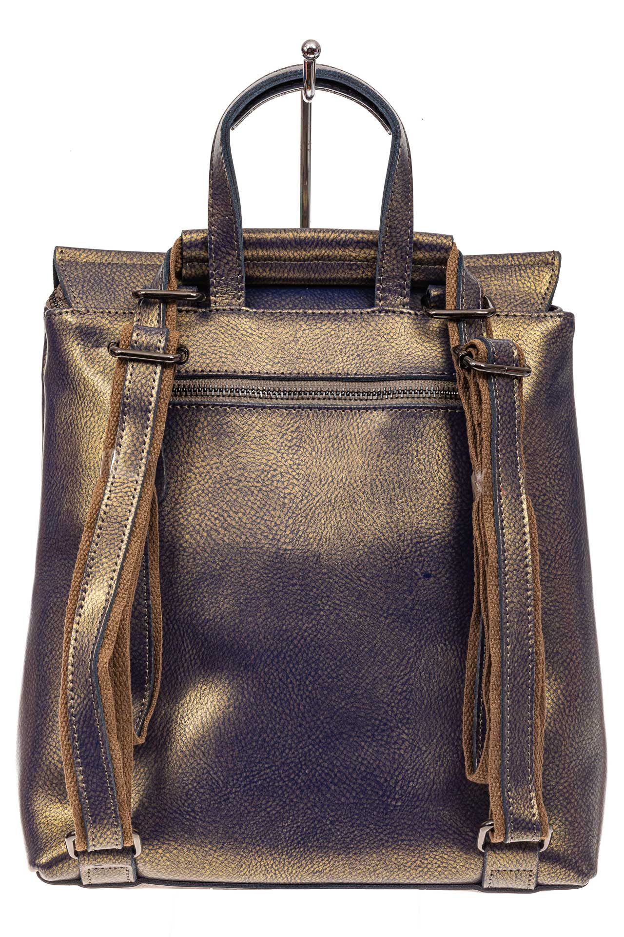 На фото 3 - Женский рюкзак трансформер из натуральной кожи, цвет бронза