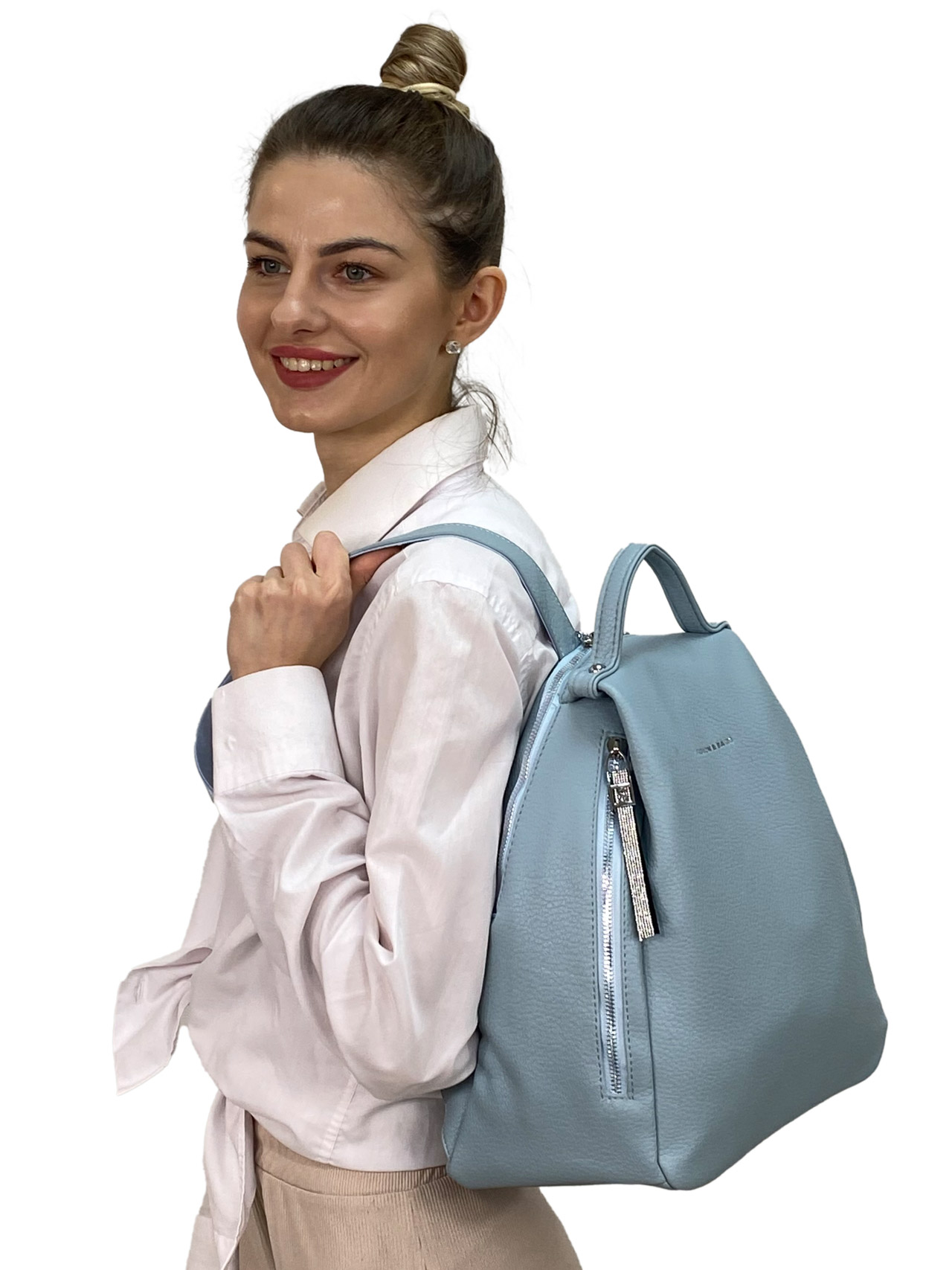 На фото 1 - Женский рюкзак   из искусственной кожи, цвет голубой