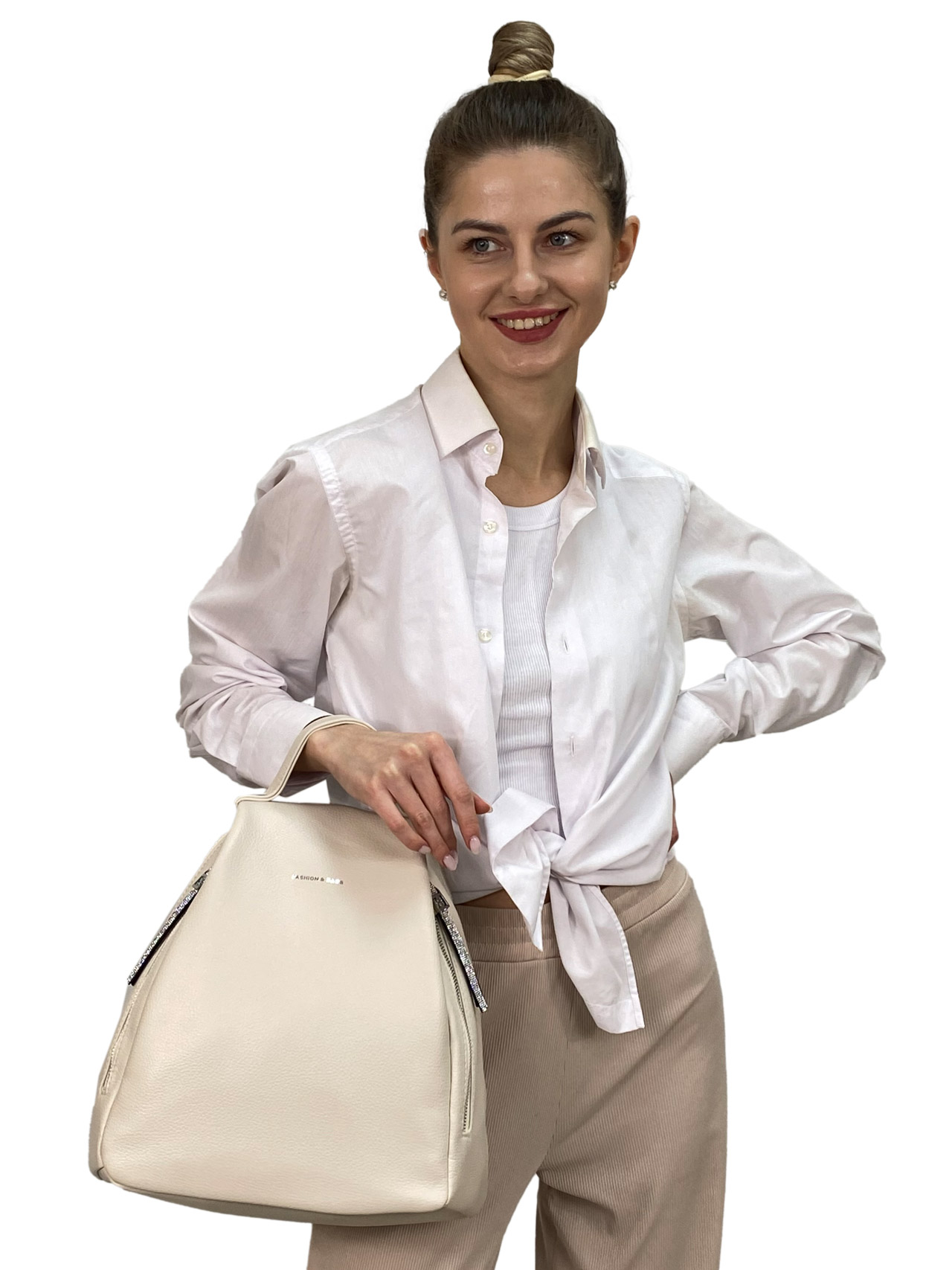На фото 1 - Женский рюкзак   из искусственной кожи, цвет молочный