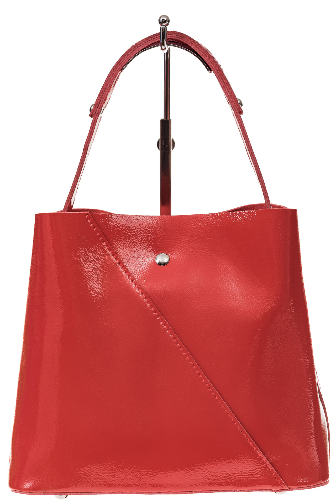 На фото 2 - Женская сумка шоппер из натуральной кожи, цвет красный