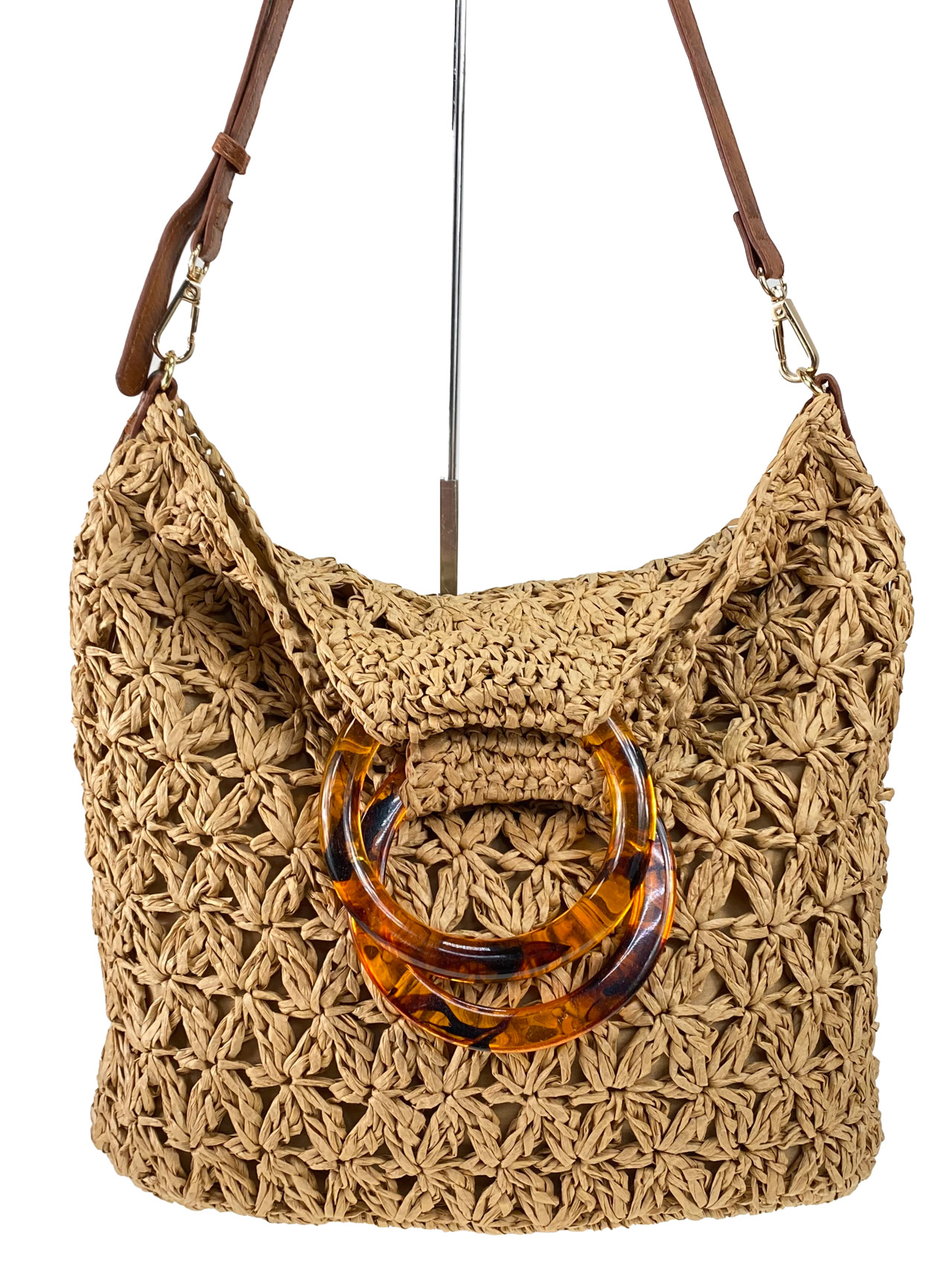 На фото 2 - Летняя женская сумка плетеная из соломы, цвет песочный
