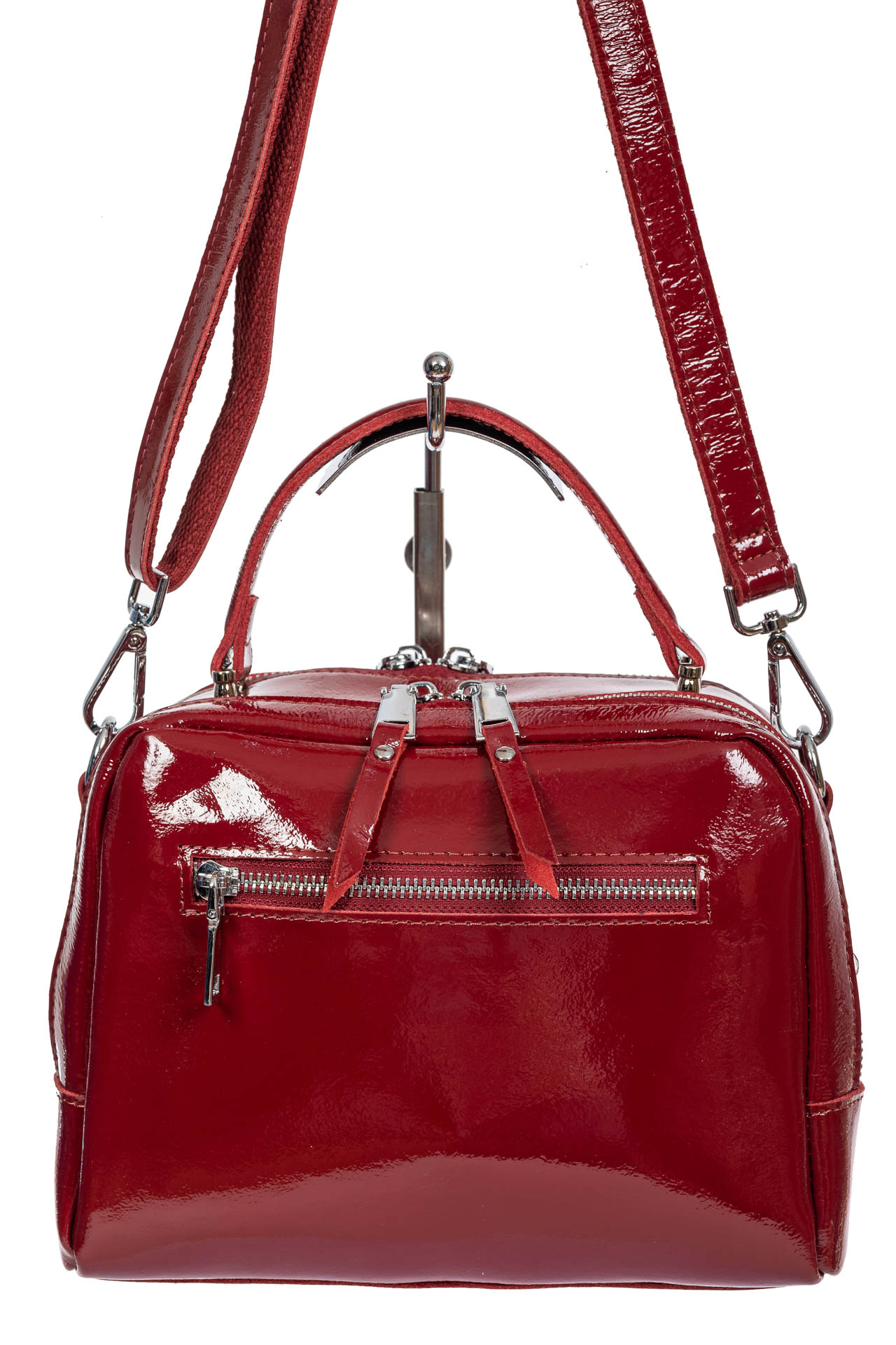 На фото 3 - Лаковая женская сумочка из натуральной кожи, цвет бордовый