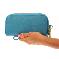 На фото 3 - Женский кошелек-клатч из искусственной кожи, цвет голубой