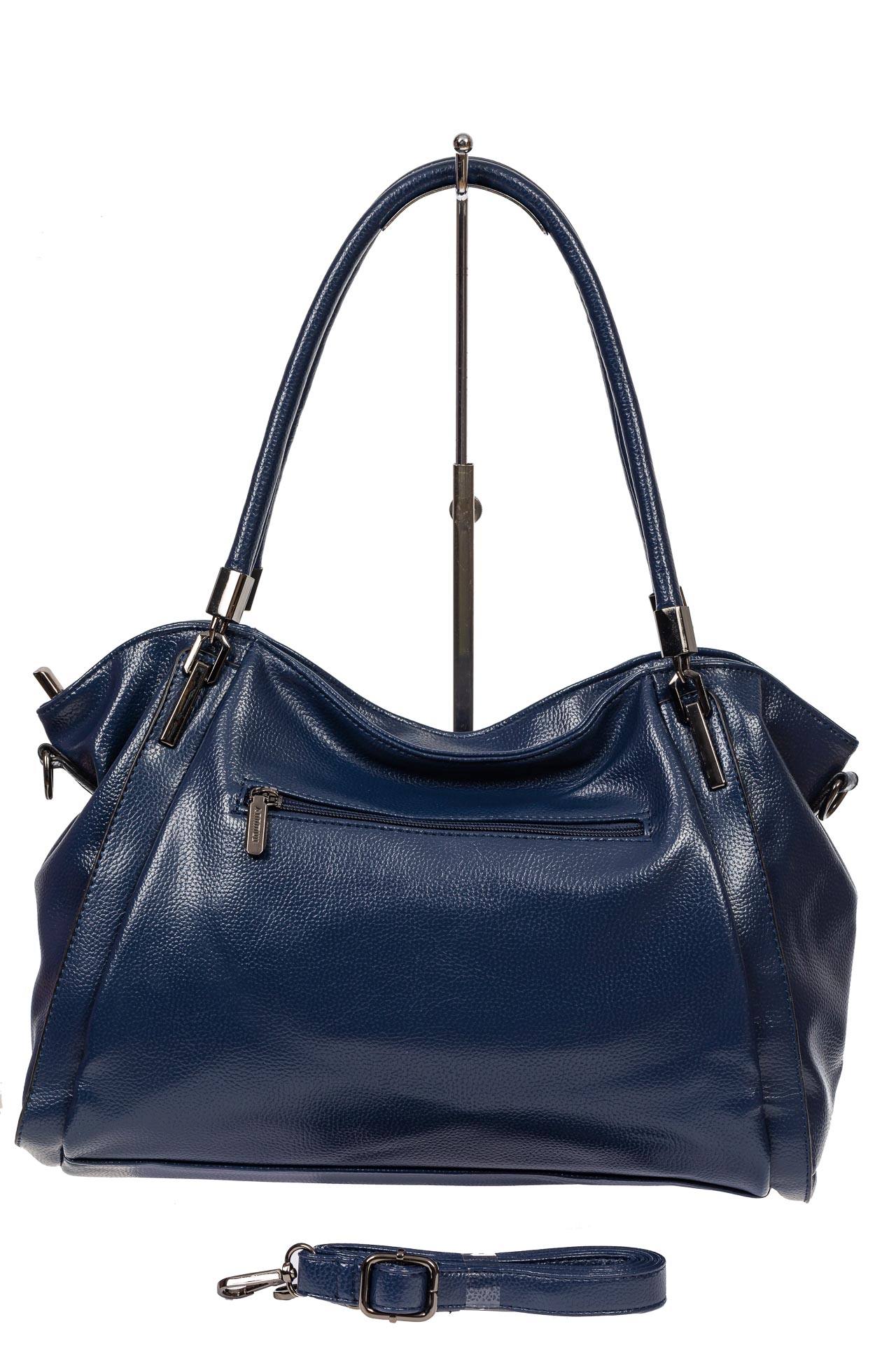На фото 3 - Тёмно-синяя классическая сумка из фактурной экокожи