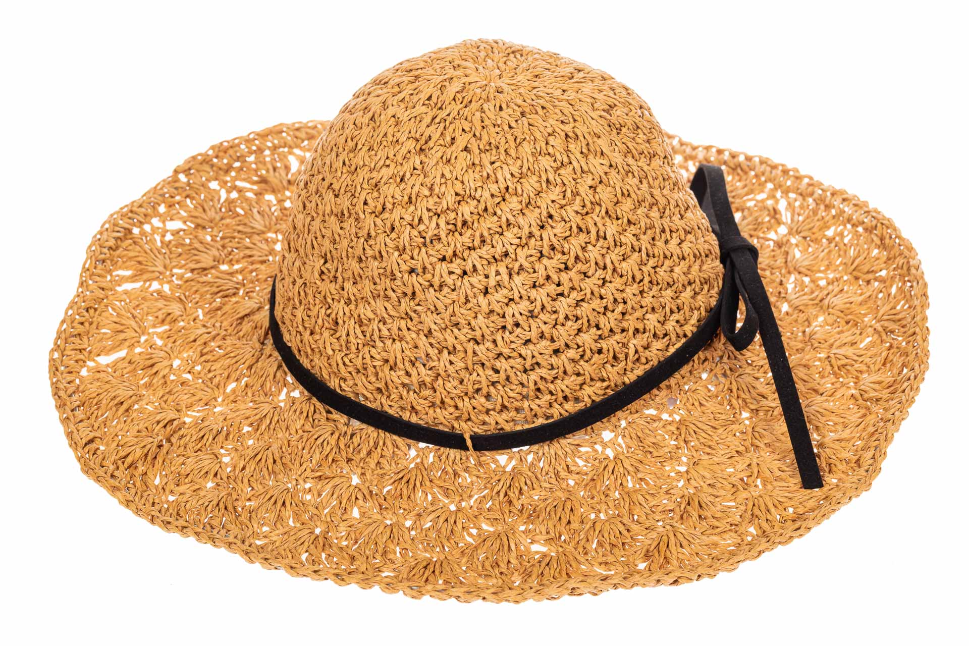 На фото 3 - Коричневая летняя шляпка с ажурным плетением и шнурком