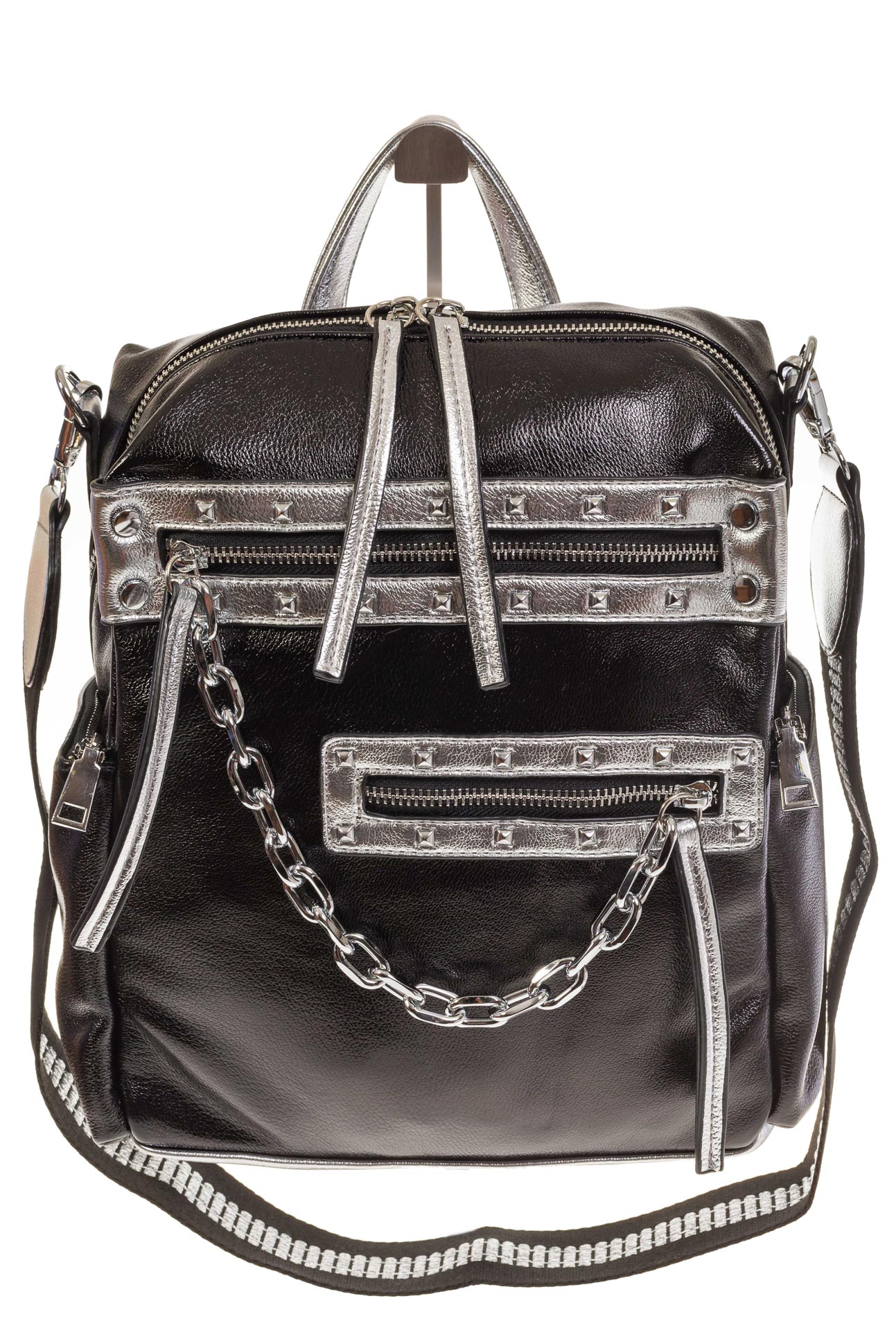 На фото 2 - Рюкзак в стиле рок-н-рол из искусственной кожи, цвет черный с серебром