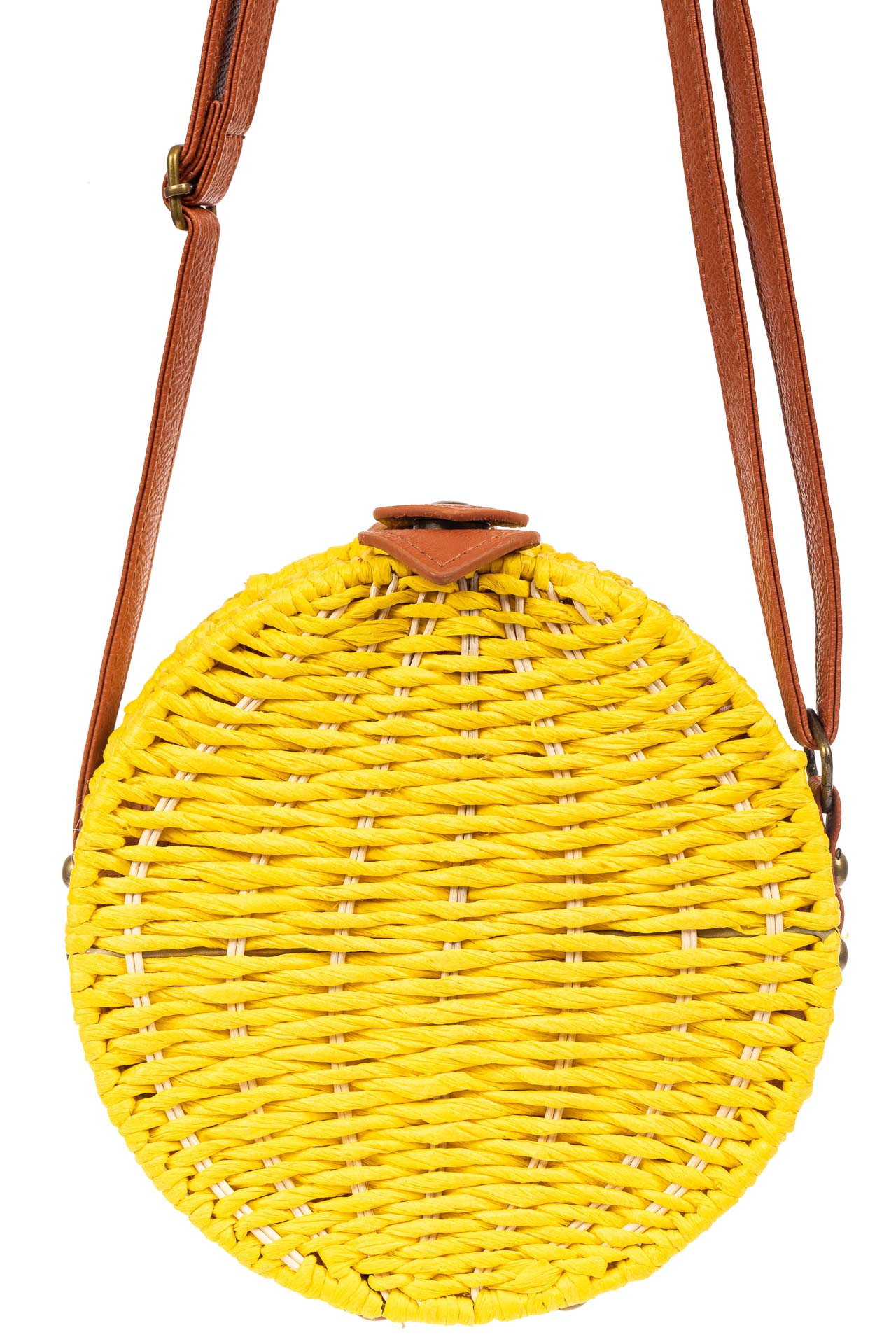 На фото 3 - Круглая сумка-коробочка из ротанга, цвет желтый