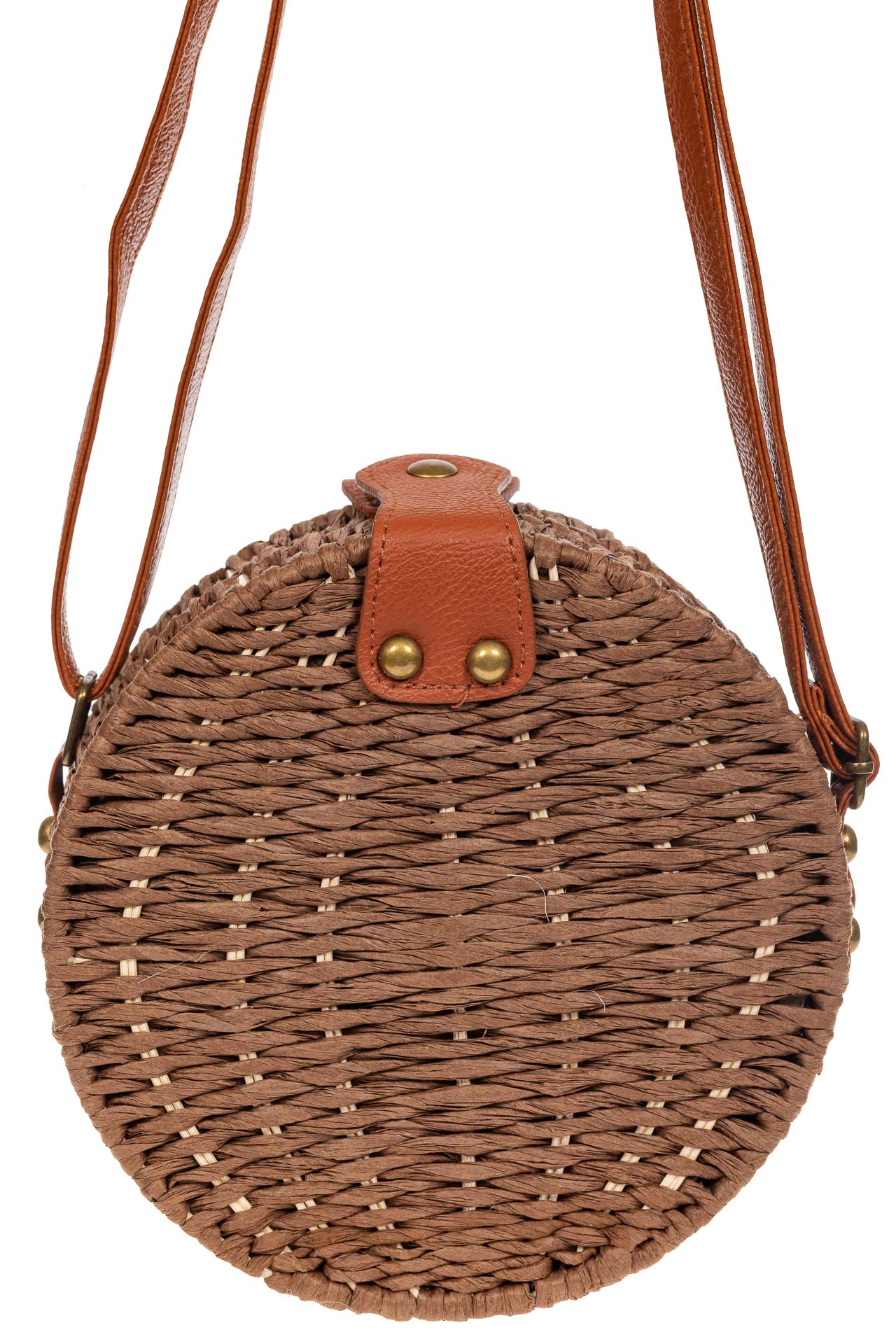 На фото 3 - Круглая сумка-коробочка из ротанга, цвет коричневый