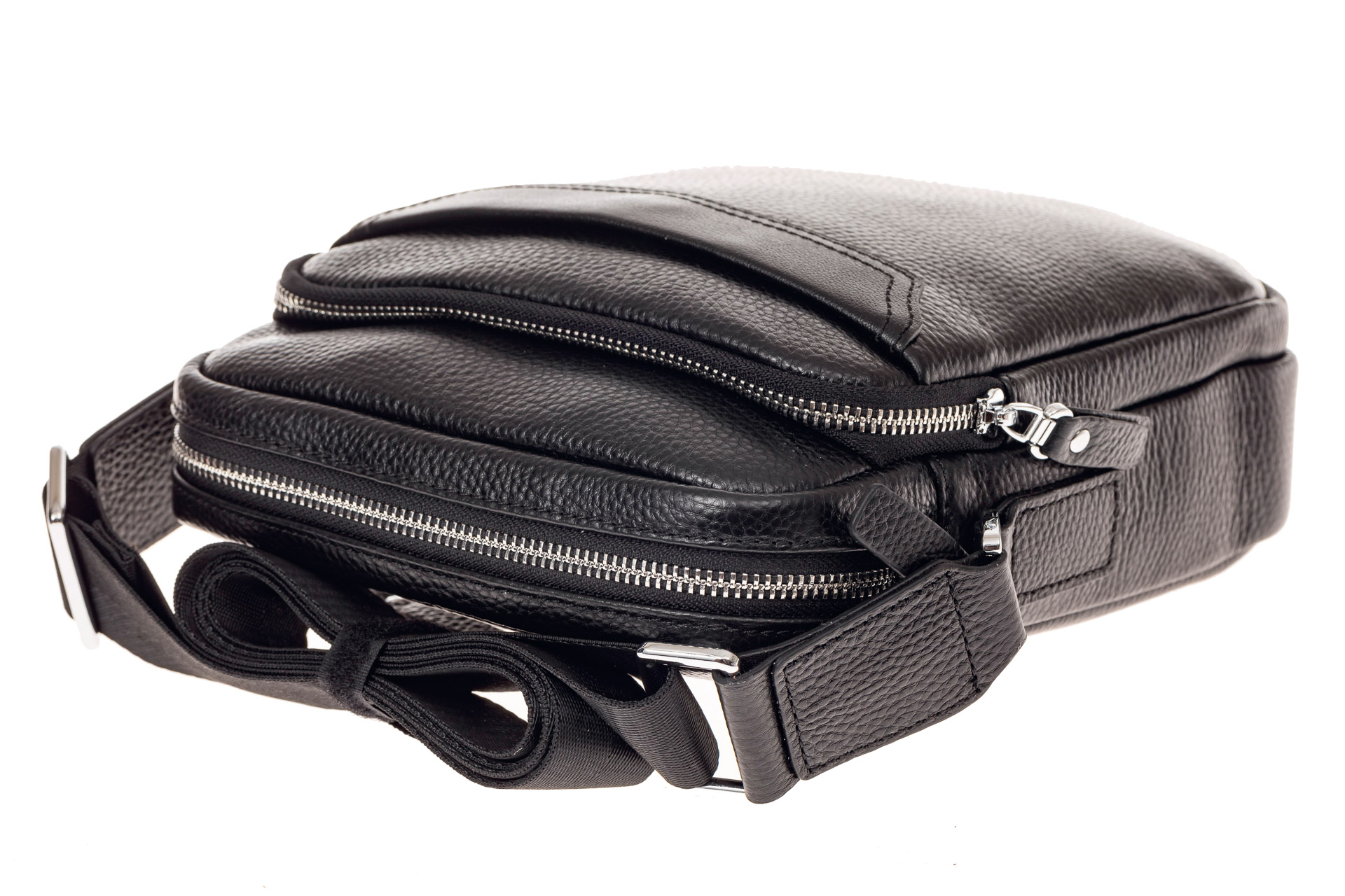 На фото 4 - Мужская сумка из натуральной кожи каскадного типа, цвет черный