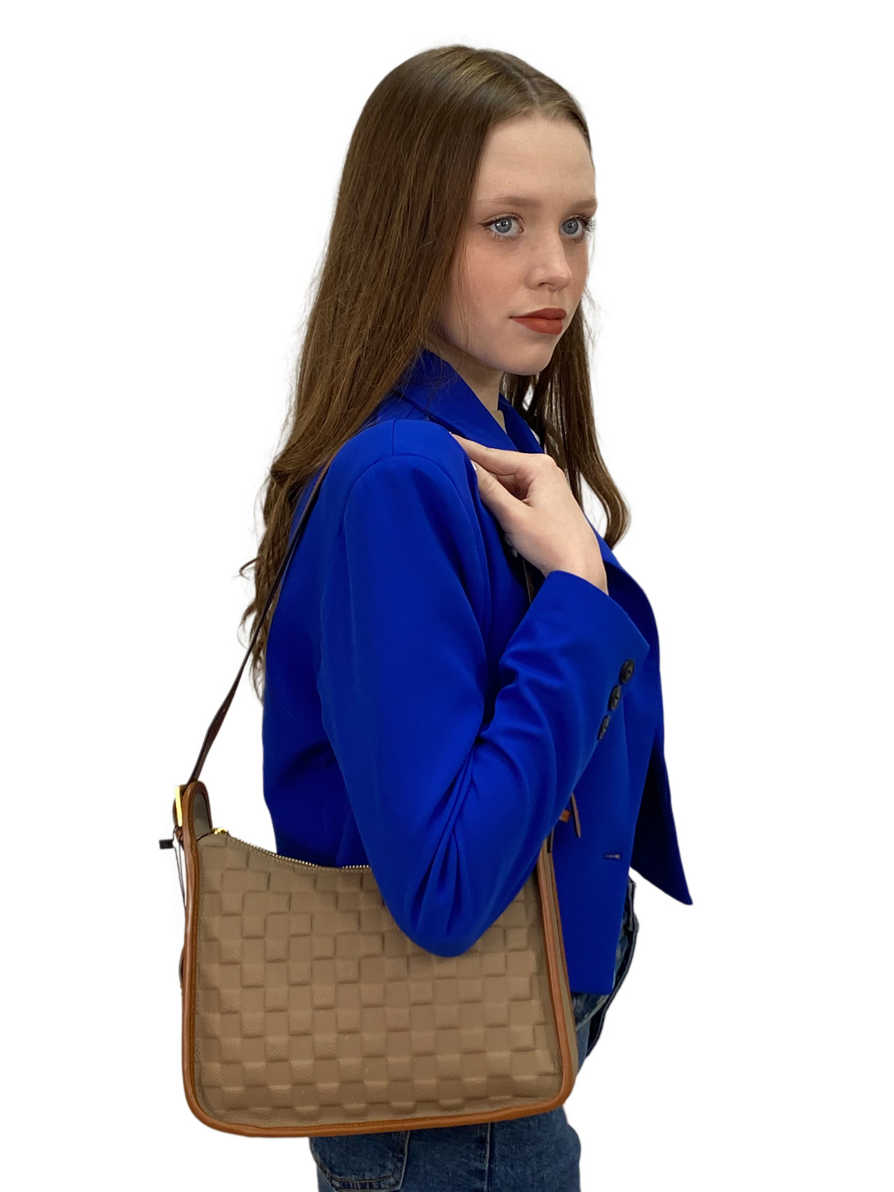 На фото 2 - Женская сумка  из натуральной кожи, цвет  бежевый