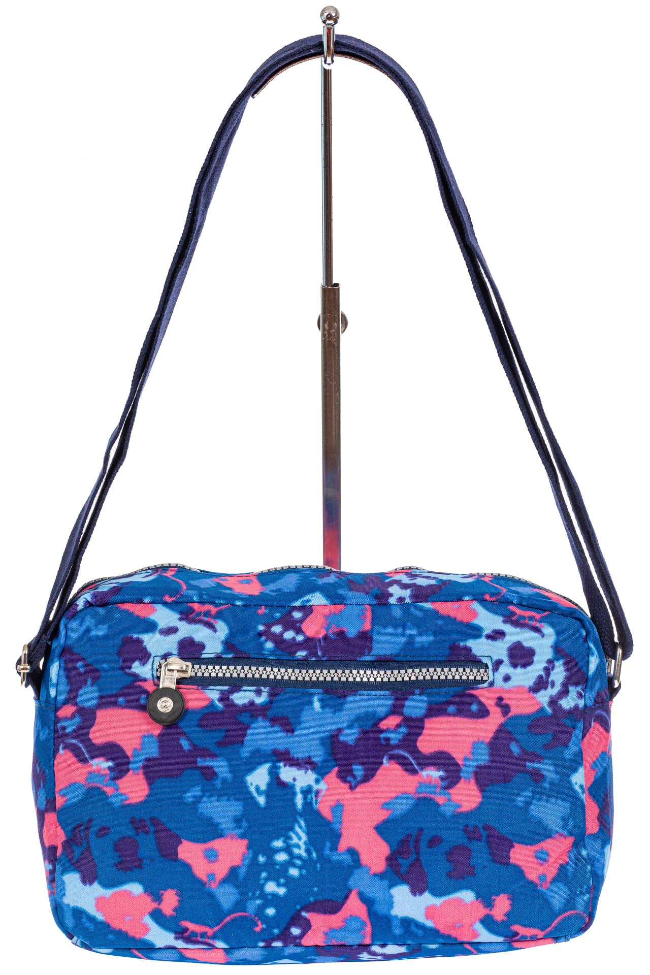 На фото 3 - Женская тканевая сумка кросс-боди с пятнистым принтом, мультицвет
