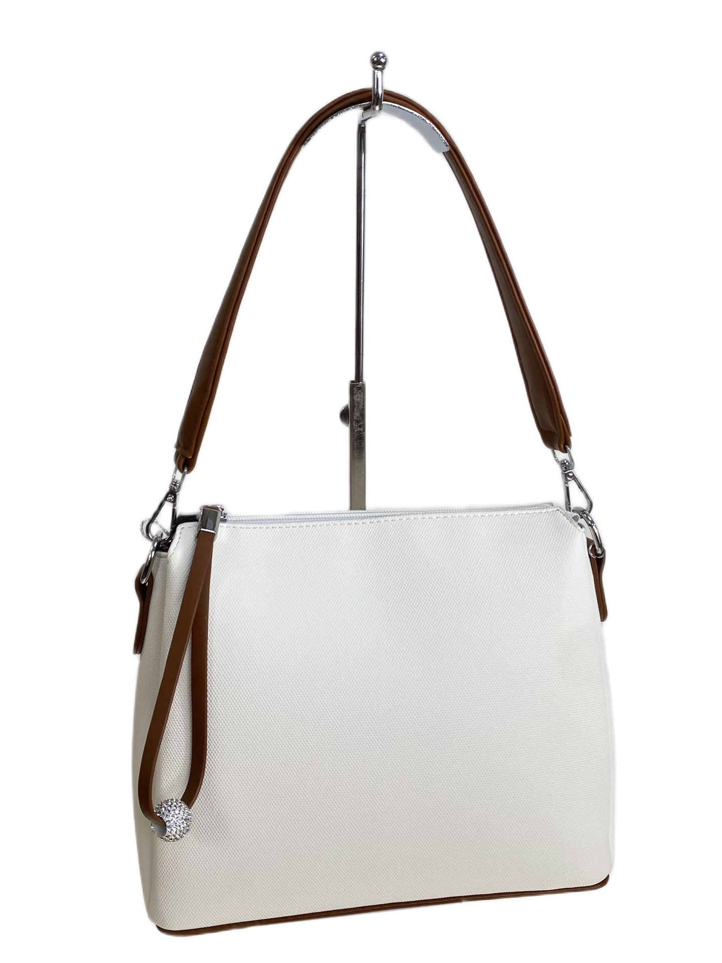 На фото 1 - Женская сумка из искусственной кожи, цвет белый с шоколадом