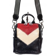 На фото 2 - Женская сумка-рюкзак из экокожи, цвет чёрный с красным и молочным