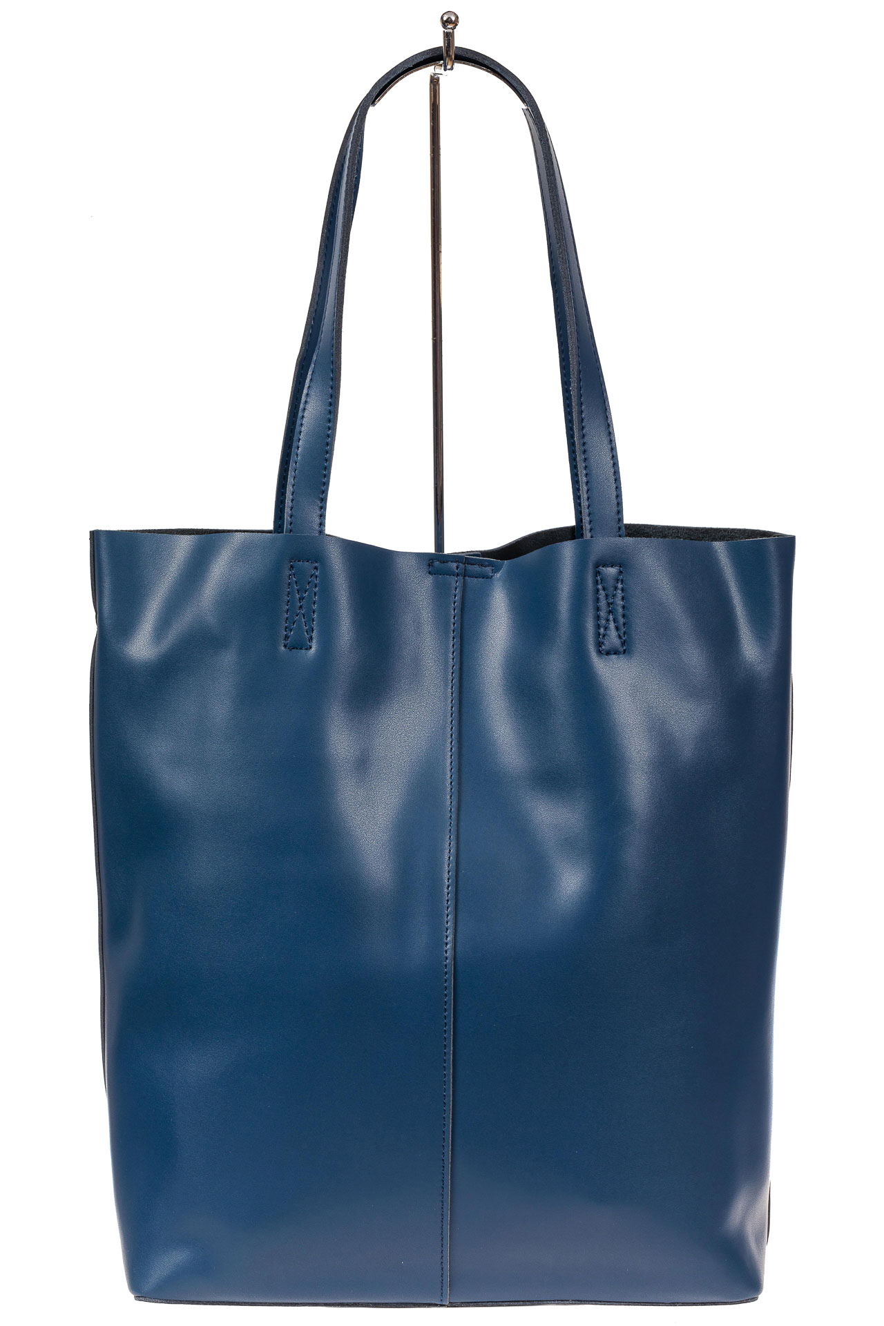 На фото 3 - Кожаная сумка шоппер, цвет синий