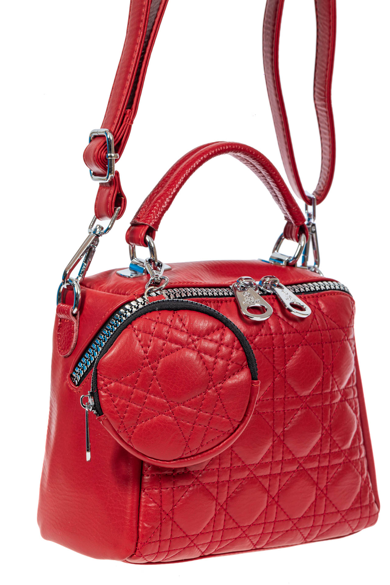 На фото 1 - Стёганая женская сумка из экокожи с круглой косметичкой, цвет красный