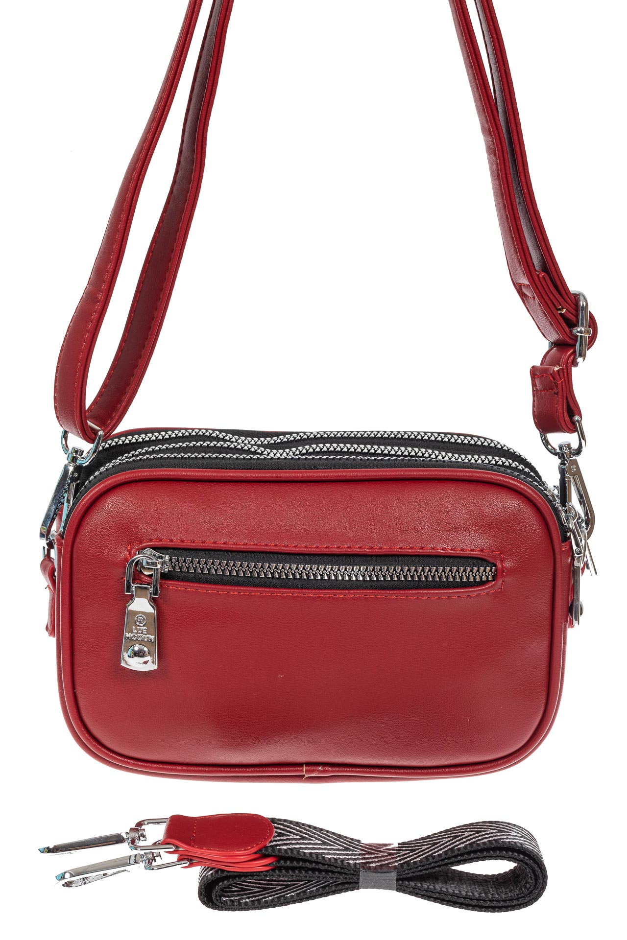 На фото 3 - Женская стёганая сумочка из экокожи, цвет красный