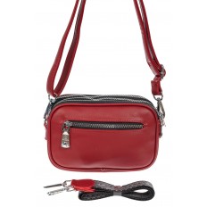 На фото 3 - Женская стёганая сумочка из экокожи, цвет красный