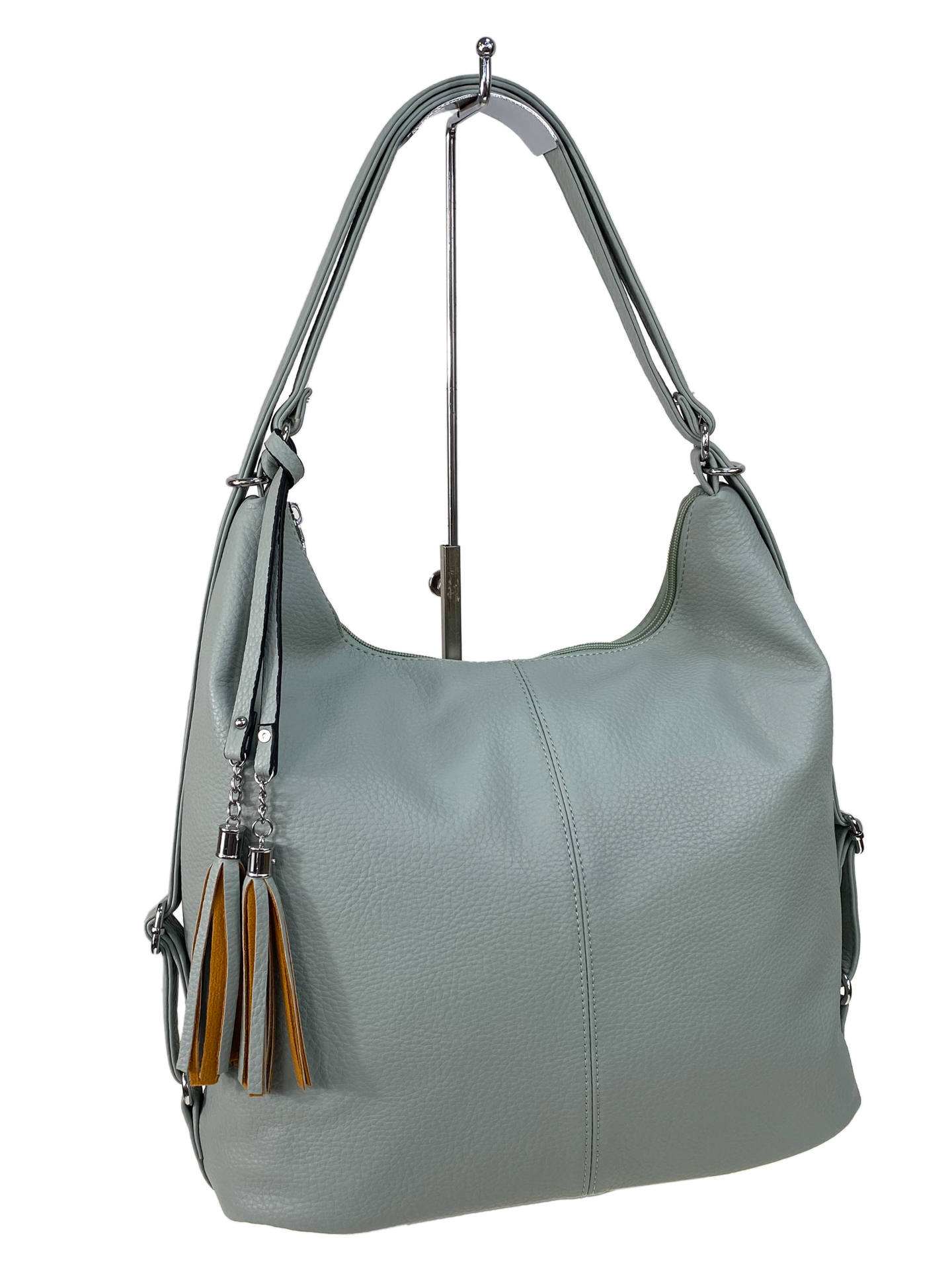 На фото 1 - Женская сумка из искусственной кожи цвет серо-зеленый