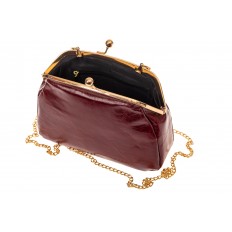 На фото 3 - Небольшая вечерняя сумочка с фермуаром, цвет бордо