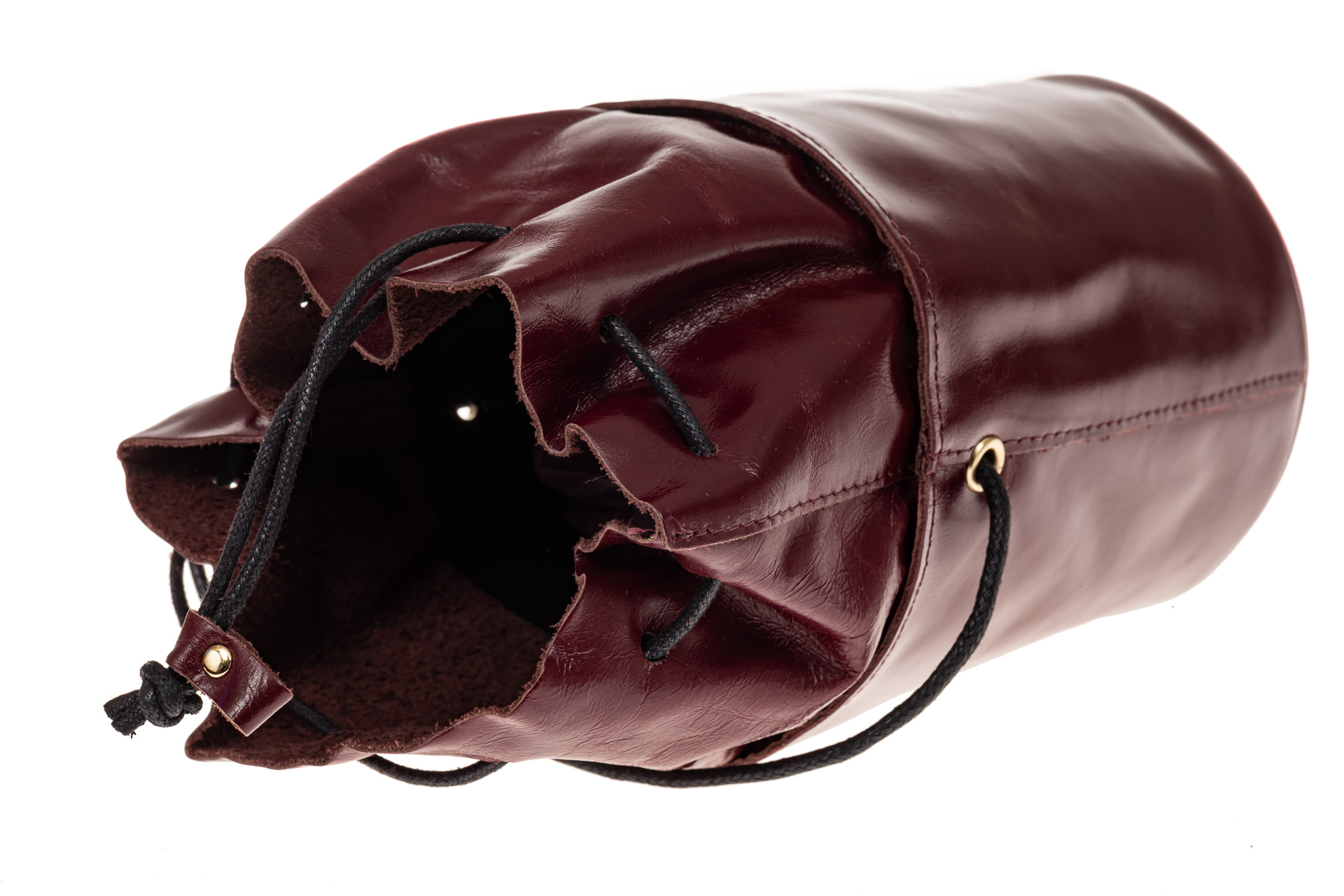 На фото 3 - Эффектная мини-торба из натуральной кожи, цвет бордо