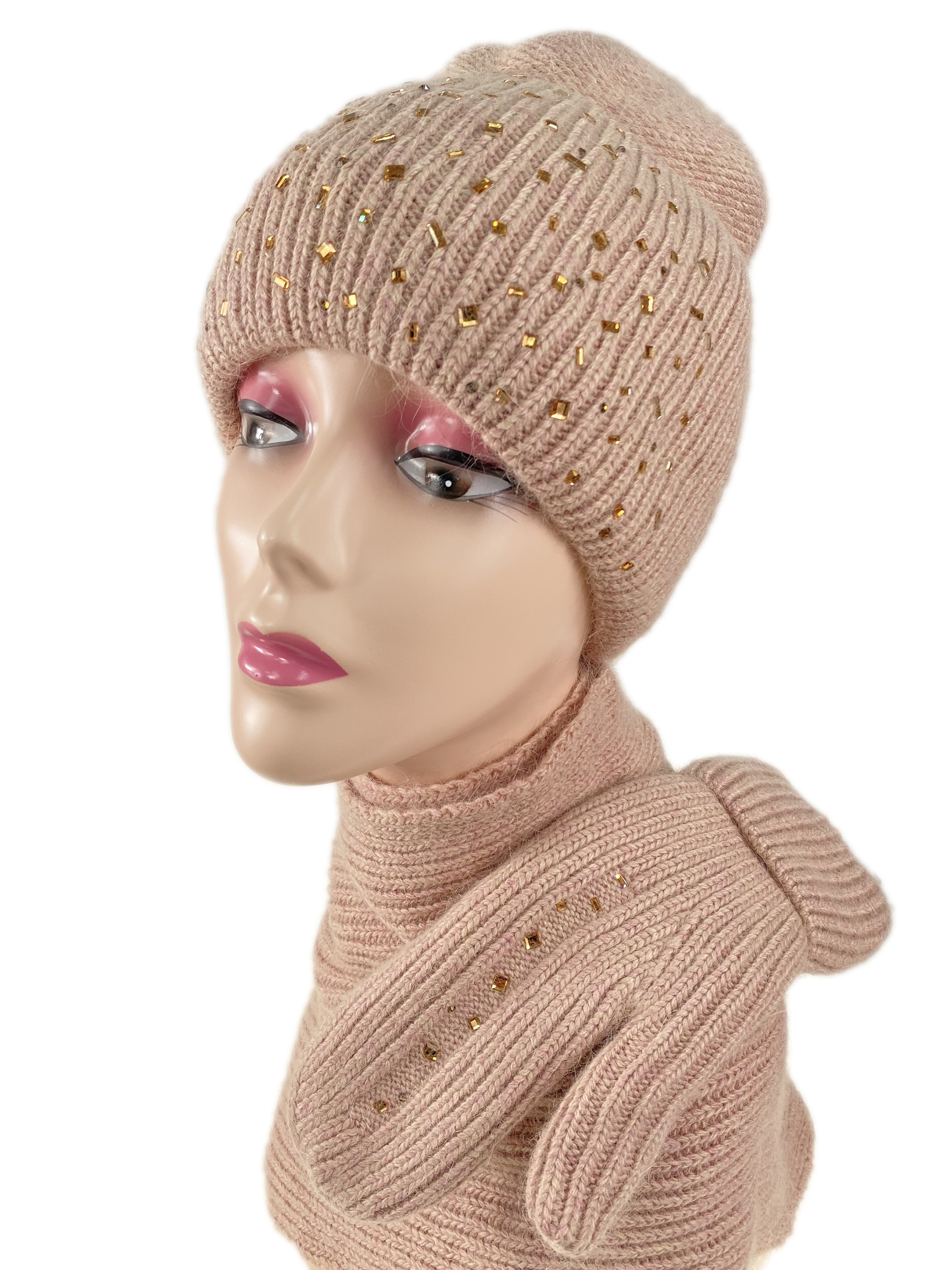 Комплект шапка женская, шарф и варежки, цвет пудра