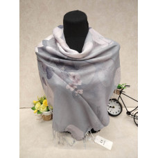 На фото 1 - Женский платок из кашемира, мультицвет