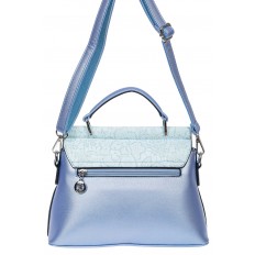 На фото 3 - Женская сумка из экокожи с ажурным цветочным принтом, цвет голубой