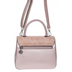 На фото 3 - Небольшая женская сумка из экокожи с ажурным цветочным принтом, розовая
