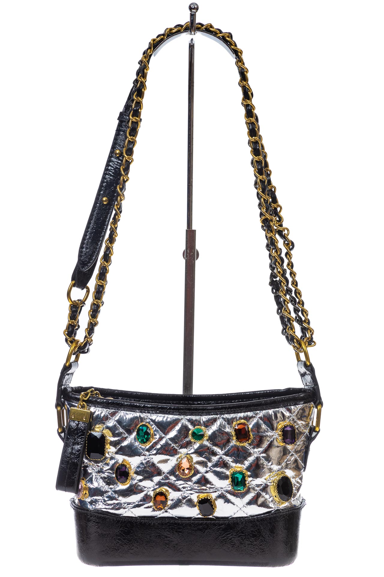 На фото 2 - Женская сумка кросс-боди из искусственной кожи, цвет серебро