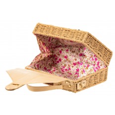На фото 4 - Плетеная сумка-коробочка из ротанга с элементами из экокожи, цвет крафт