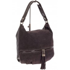 На фото 1 - Женская комбинированная сумка хобо с подвесками-кисточками, цвет кофе