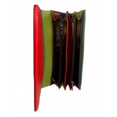 На фото 2 - Кожаный женский кошелёк портмоне, цвет красный